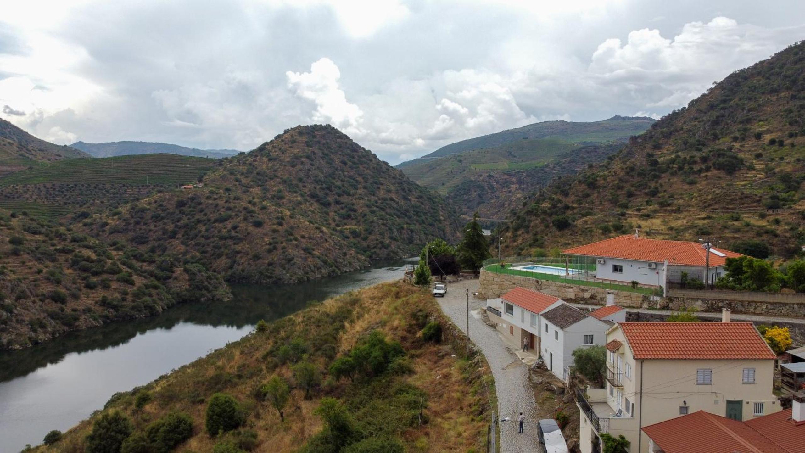 RENT4REST DOURO RIVER VIEW FAMILY RETREAT 3BD Apartment