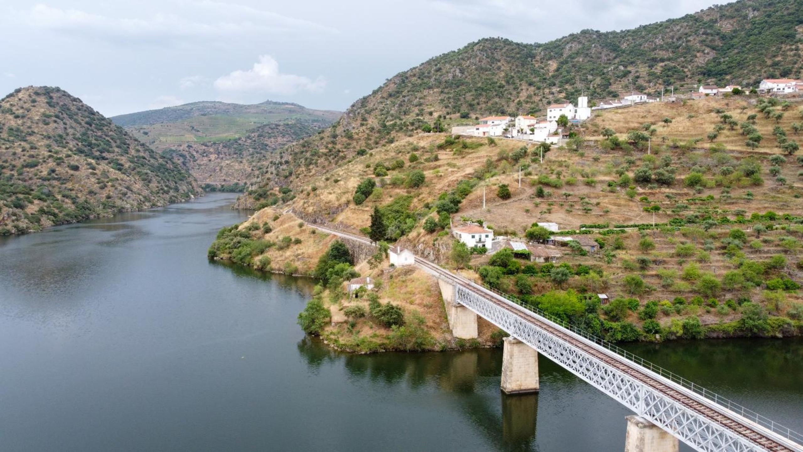 RENT4REST DOURO RIVER VIEW FAMILY RETREAT 3BD Apartment