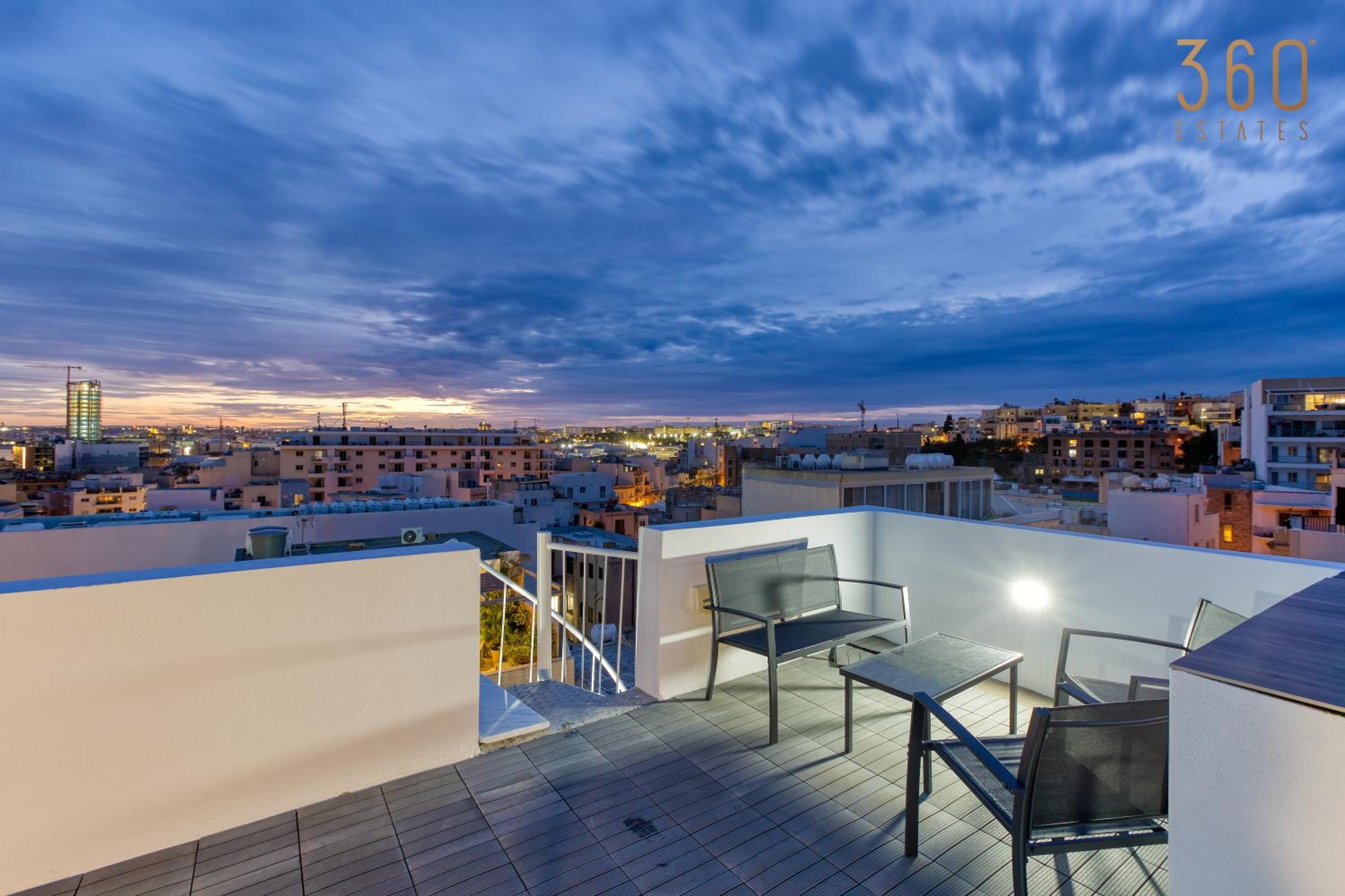 Beautiful 3BR Triplex penthouse with Hot-Tub by 360 Estates view 3