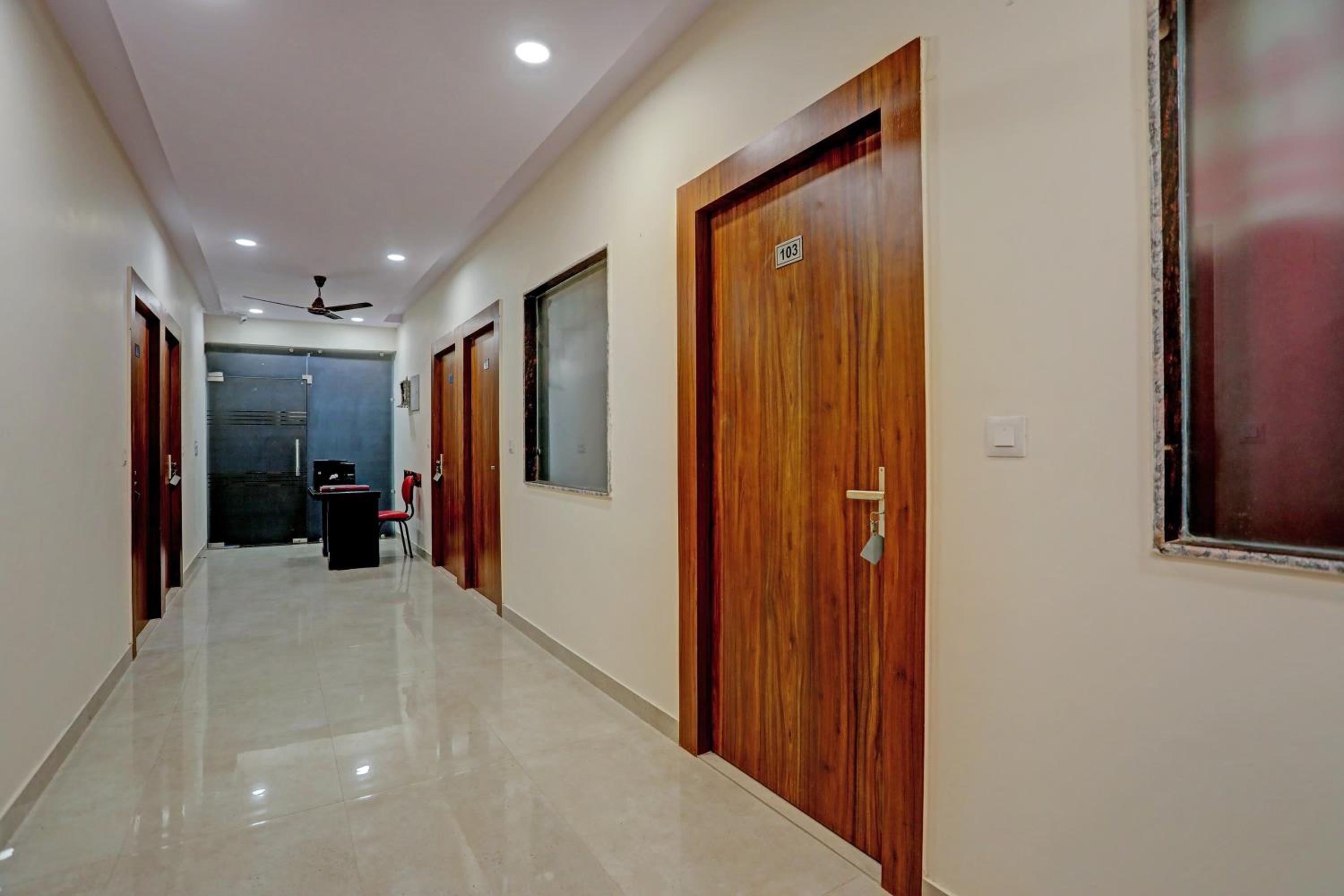Photo 18