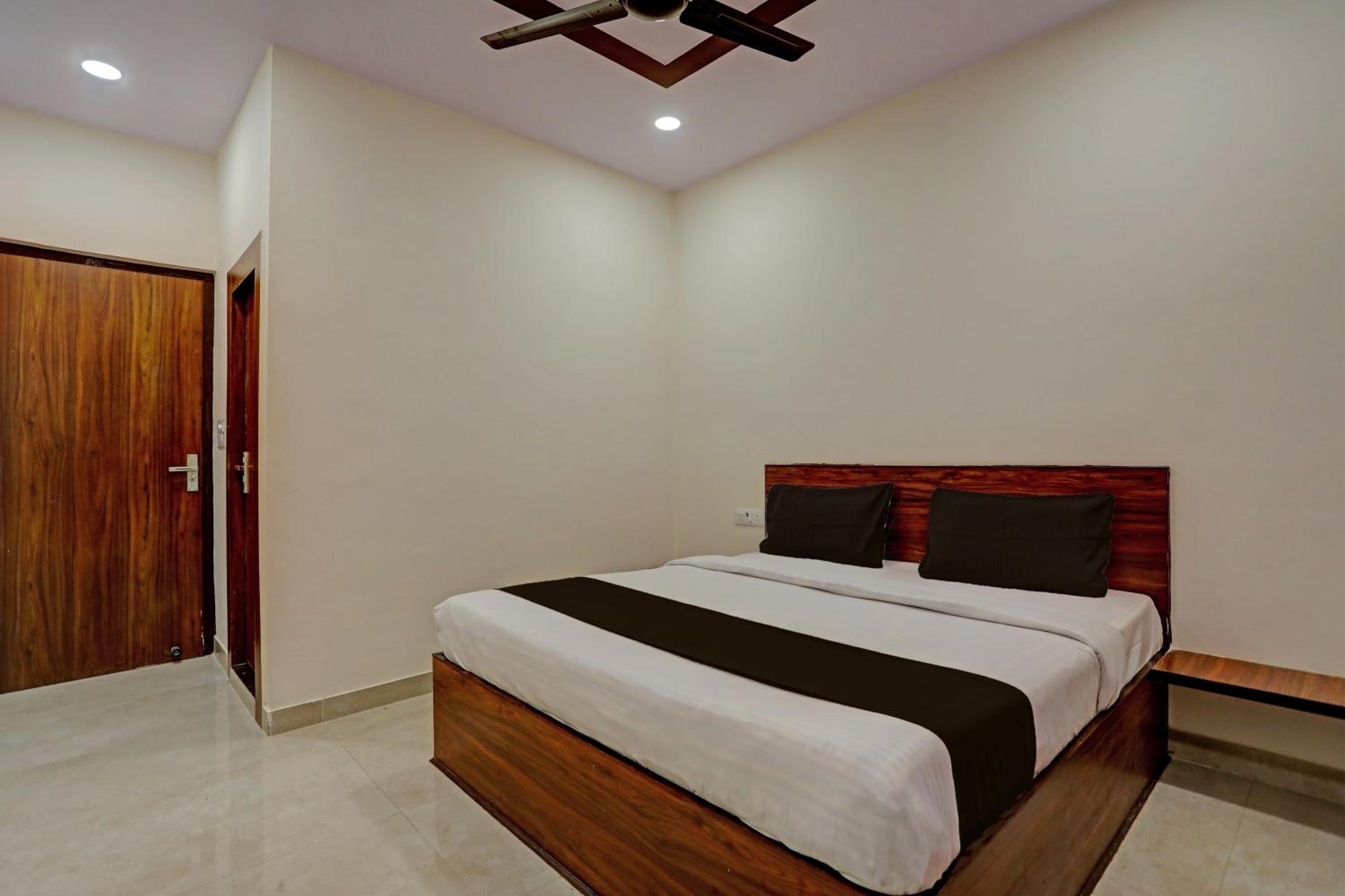Hotel O DREAM HOUSE view 4