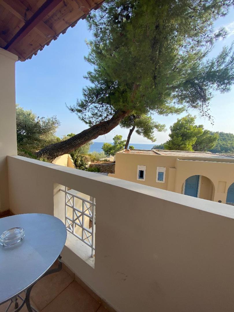 Alonissos Beach Bungalows And Suites Hotel