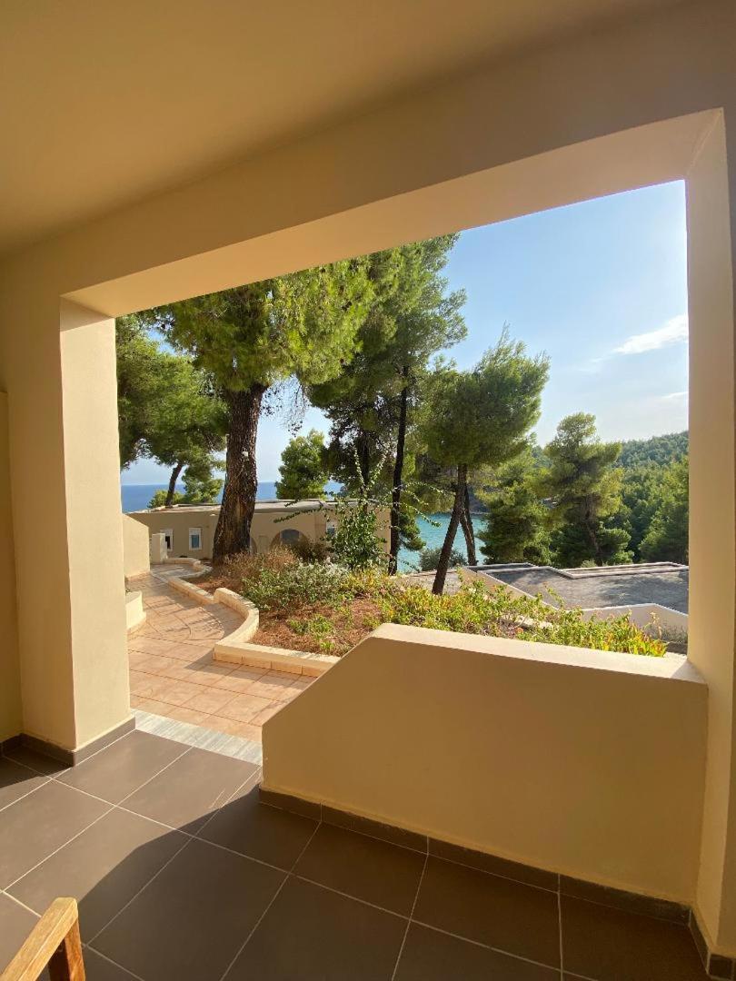 Alonissos Beach Bungalows And Suites Hotel