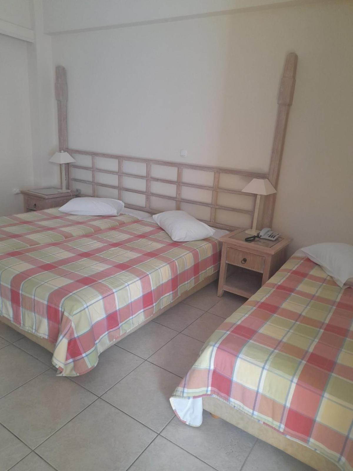 Alonissos Beach Bungalows And Suites Hotel