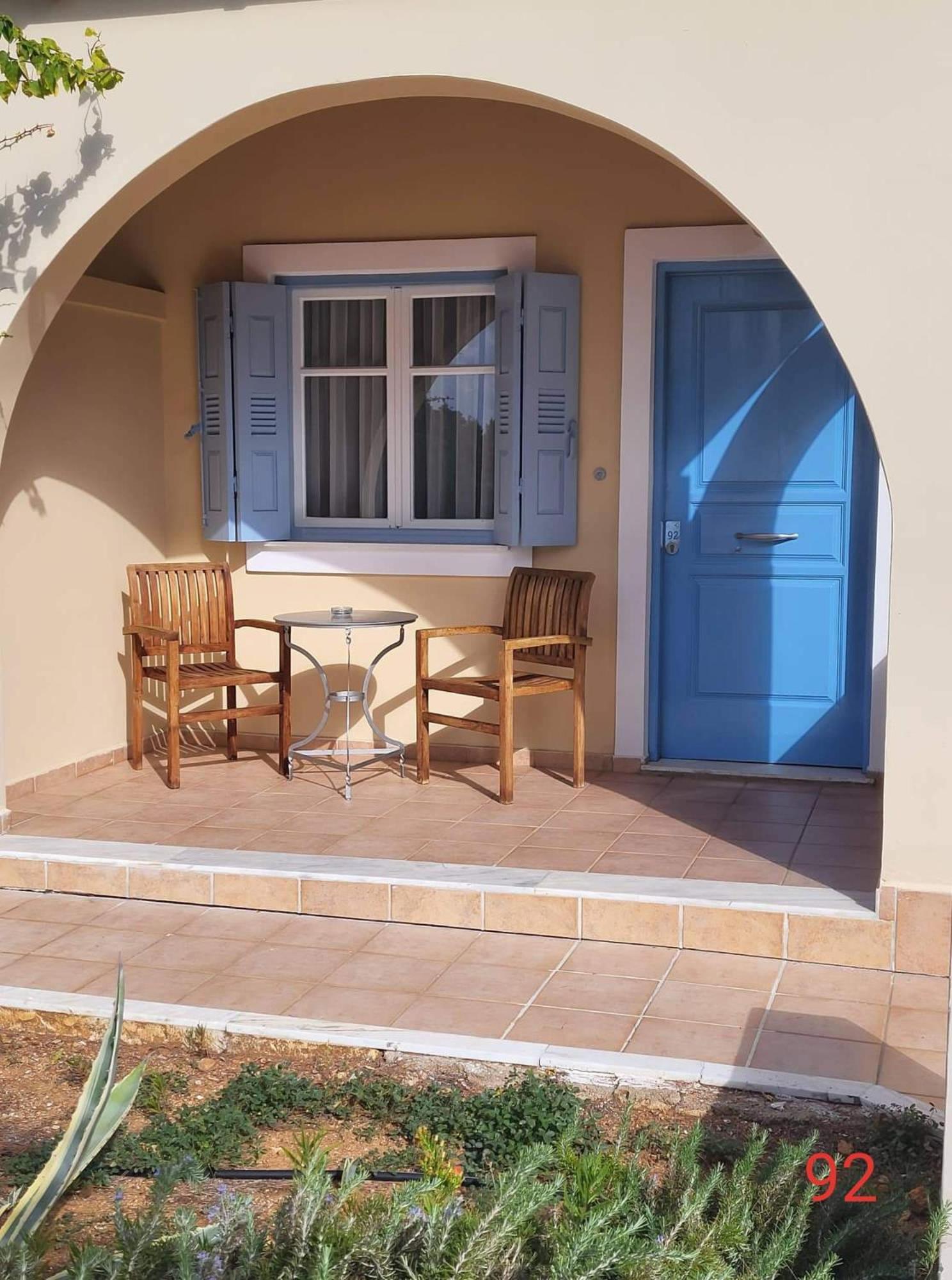 Alonissos Beach Bungalows And Suites Hotel