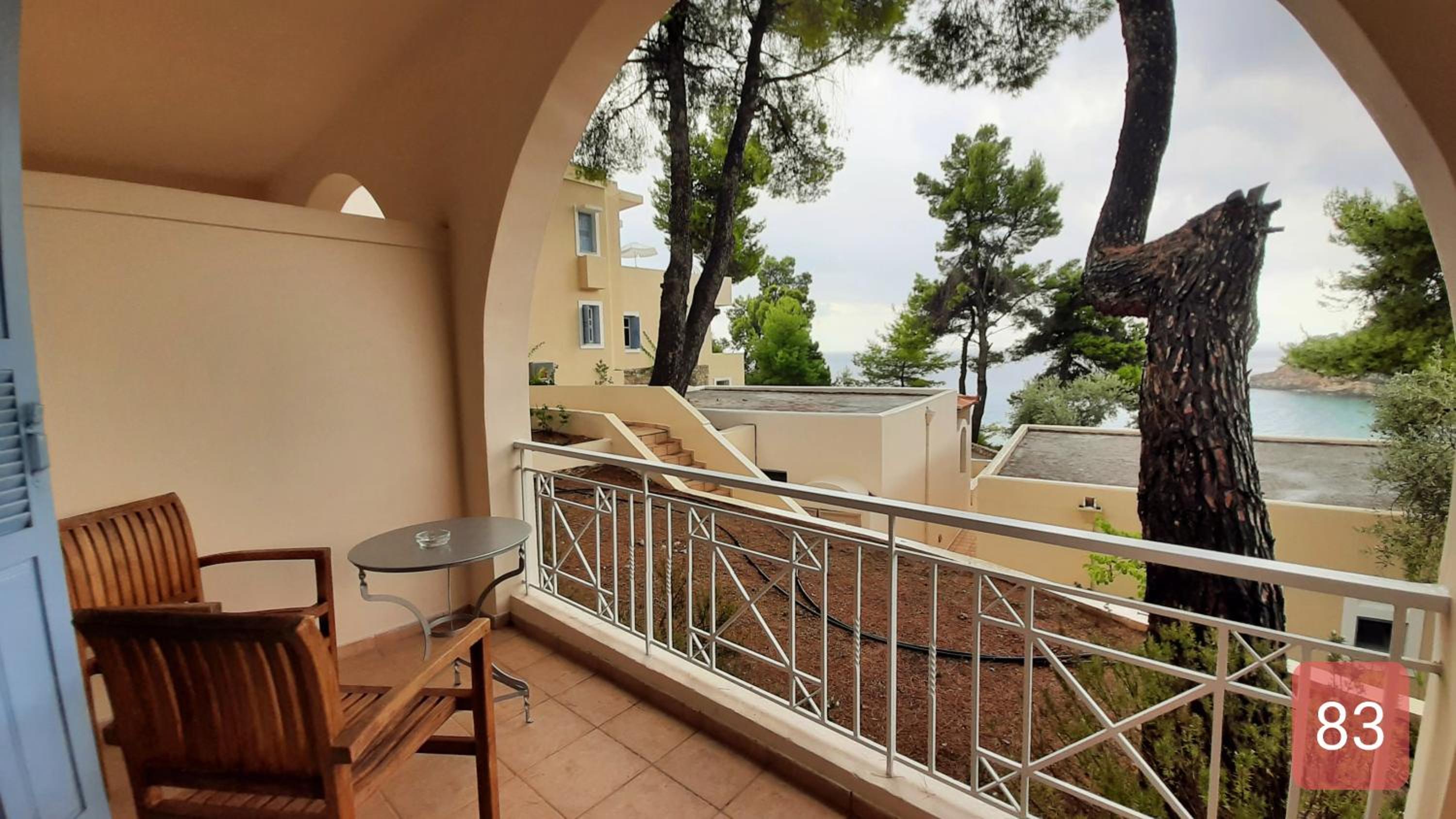 Alonissos Beach Bungalows And Suites Hotel