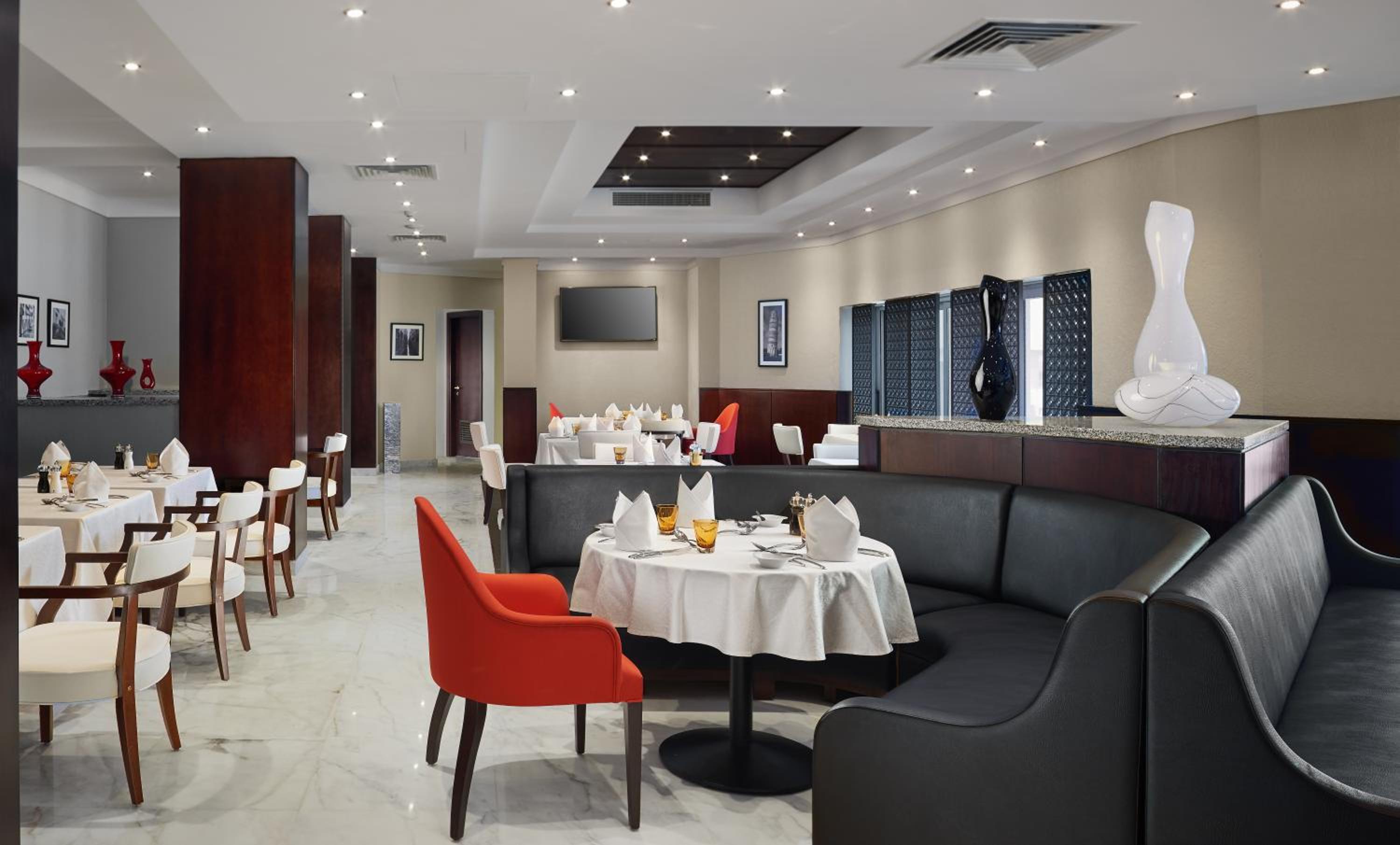 Hilton Alexandria Green Plaza — photo 130