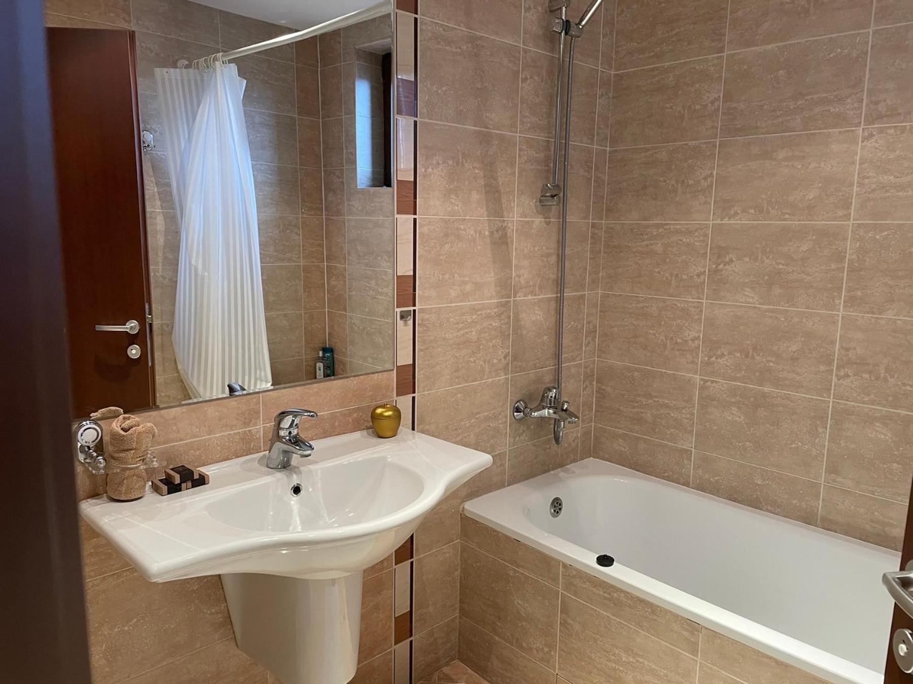 Terra SP apartments-Razlog