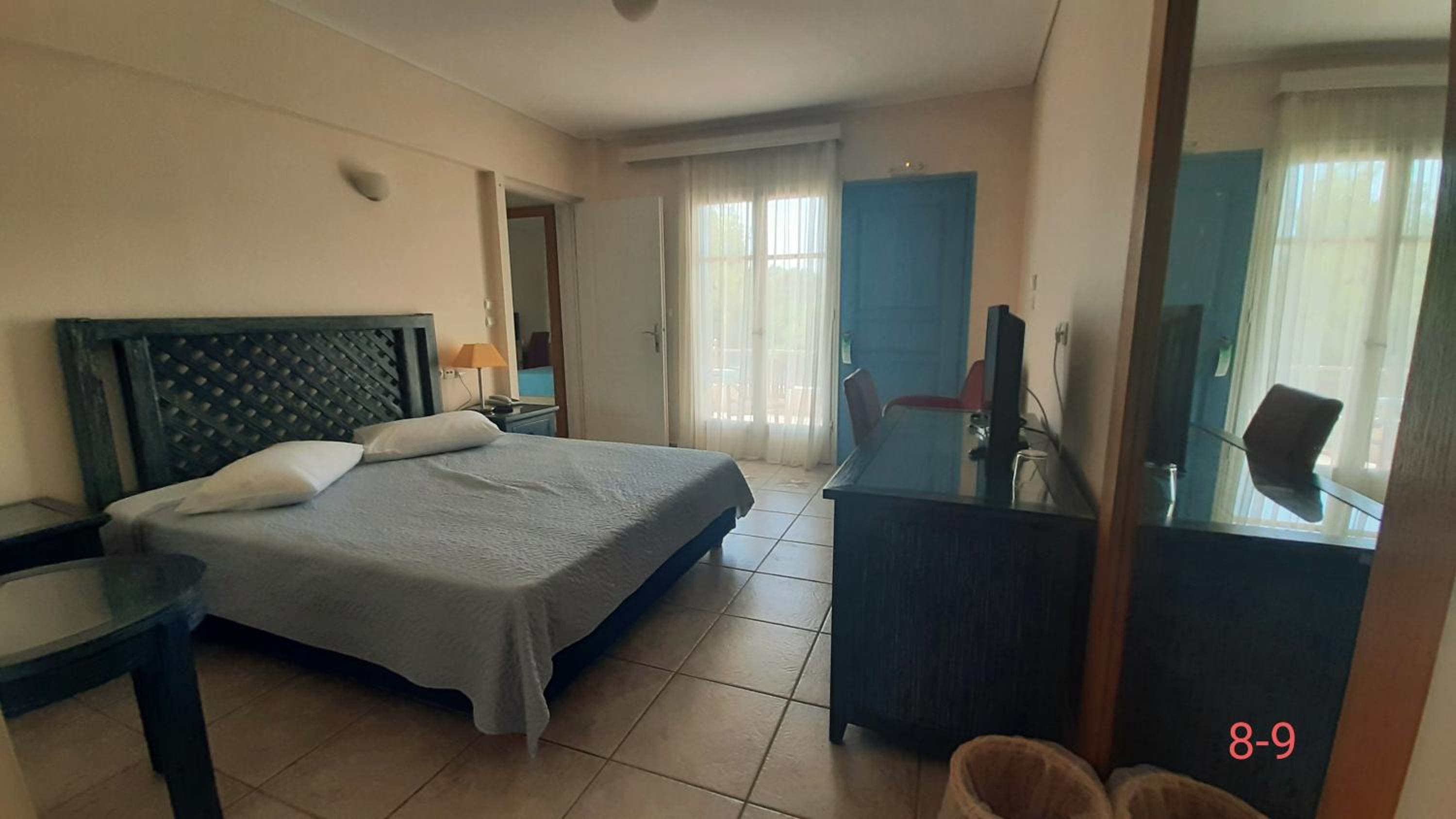 Alonissos Beach Bungalows And Suites Hotel