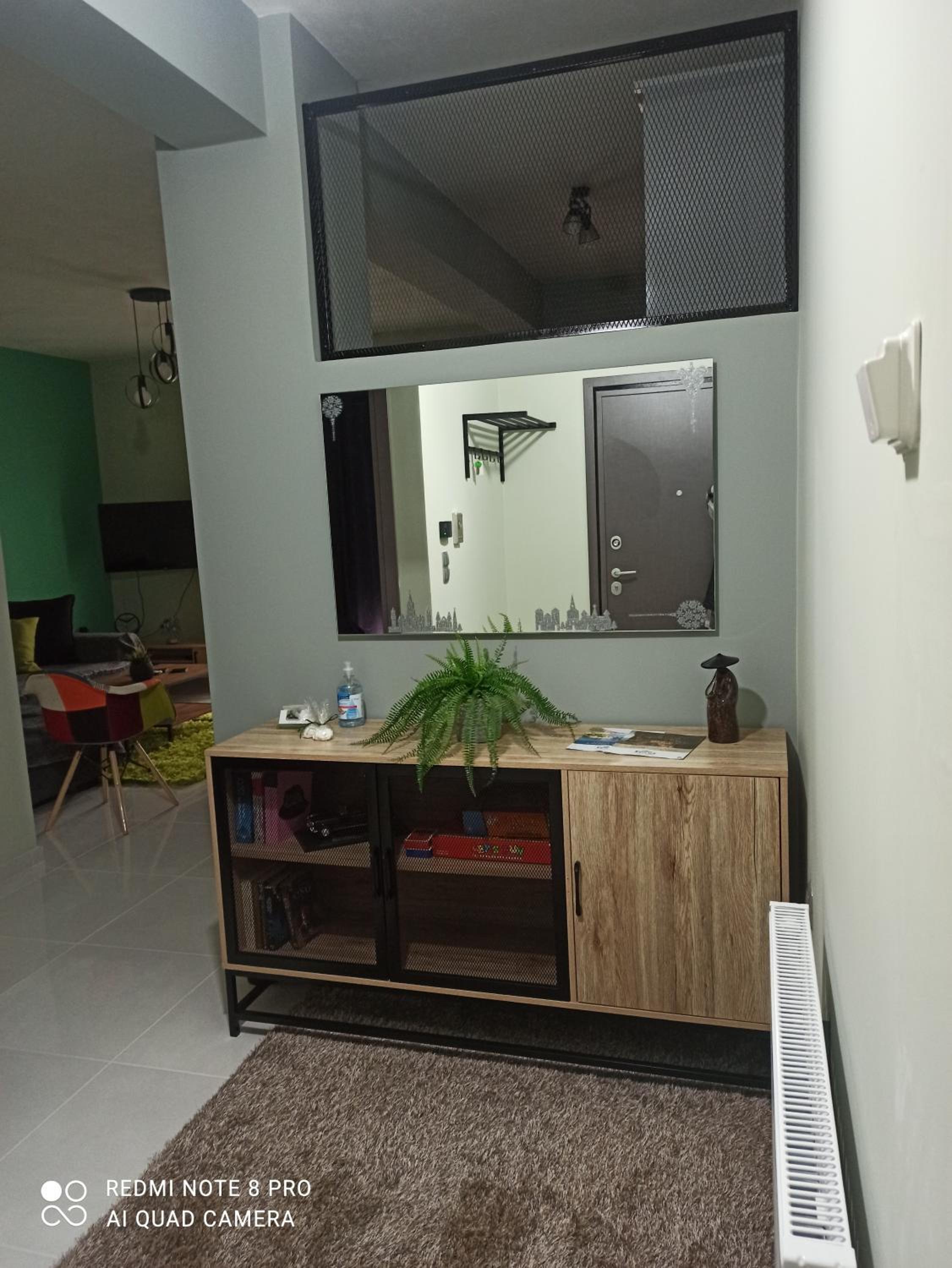 Roumvini's Apartment