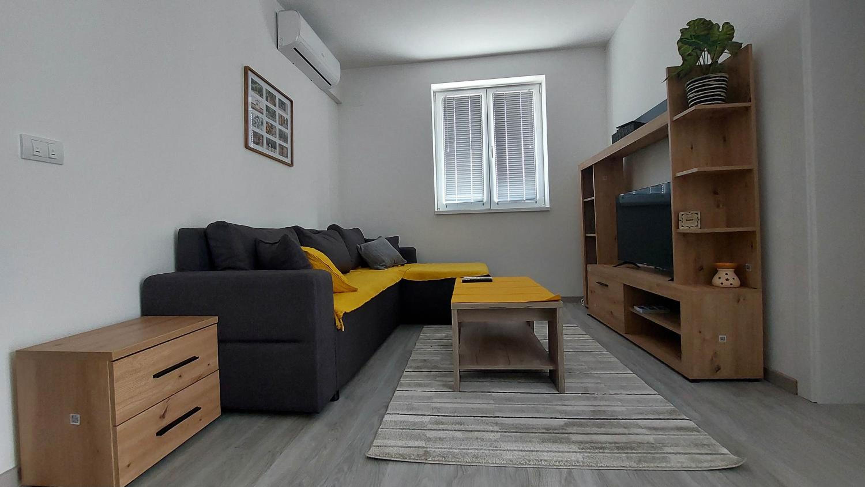 Apartman Iris Srebrno jezero view 4