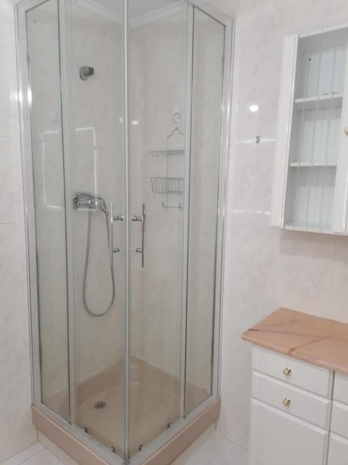 Apartamento dúplex junto a la playa con garaje