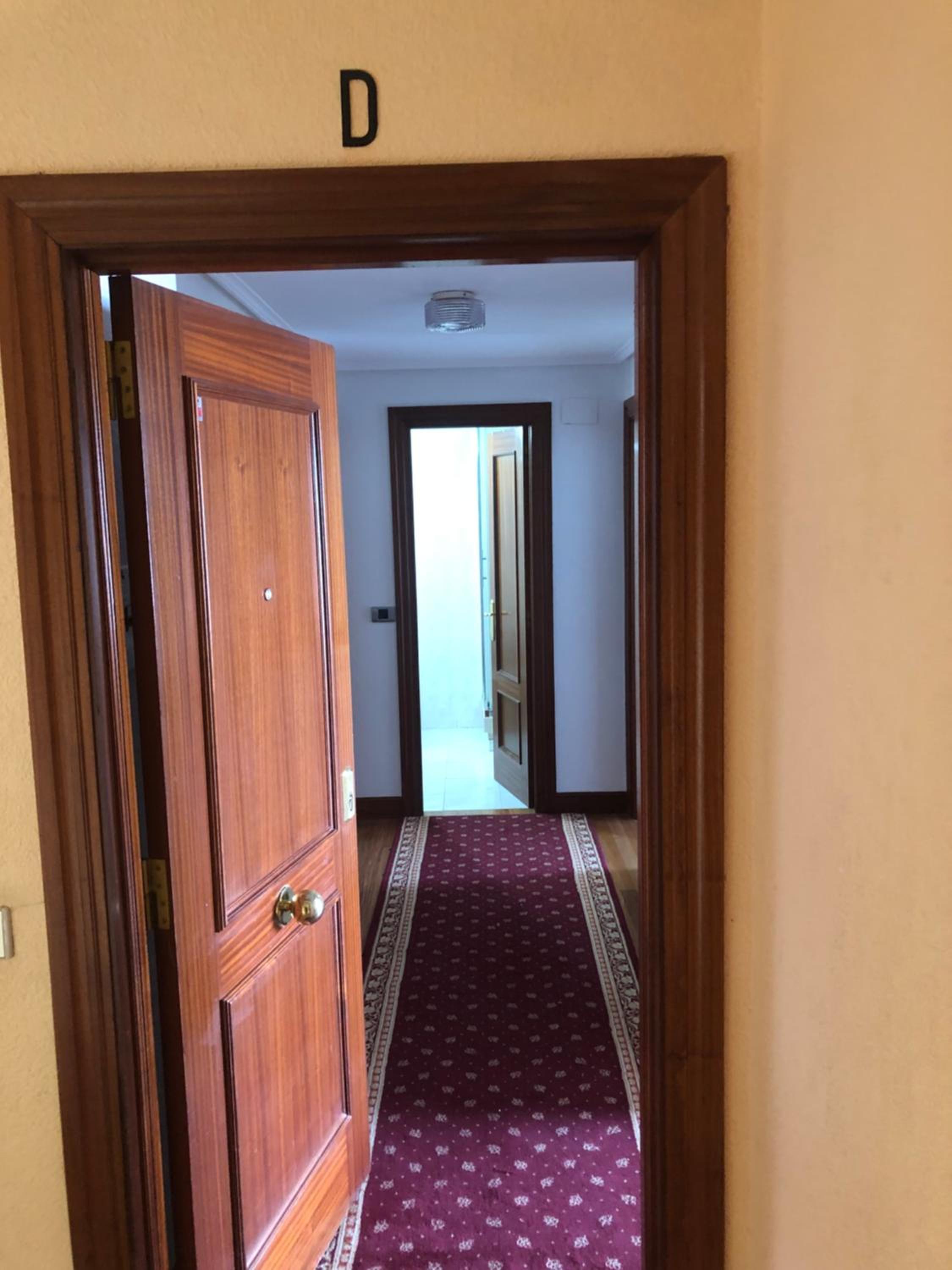 Apartamento dúplex junto a la playa con garaje