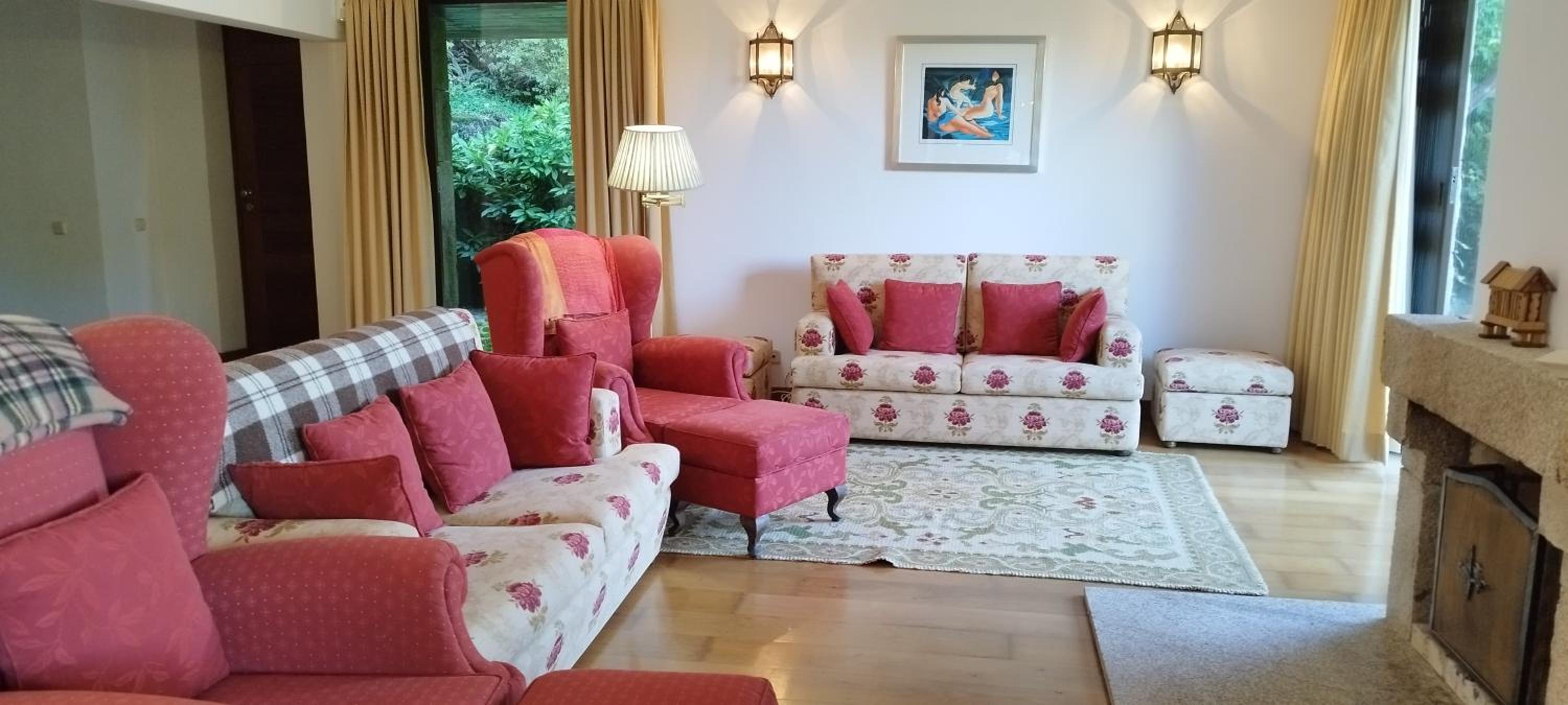 Moradia 3 quartos com piscina partilhada no Gerês Caniçada Braga