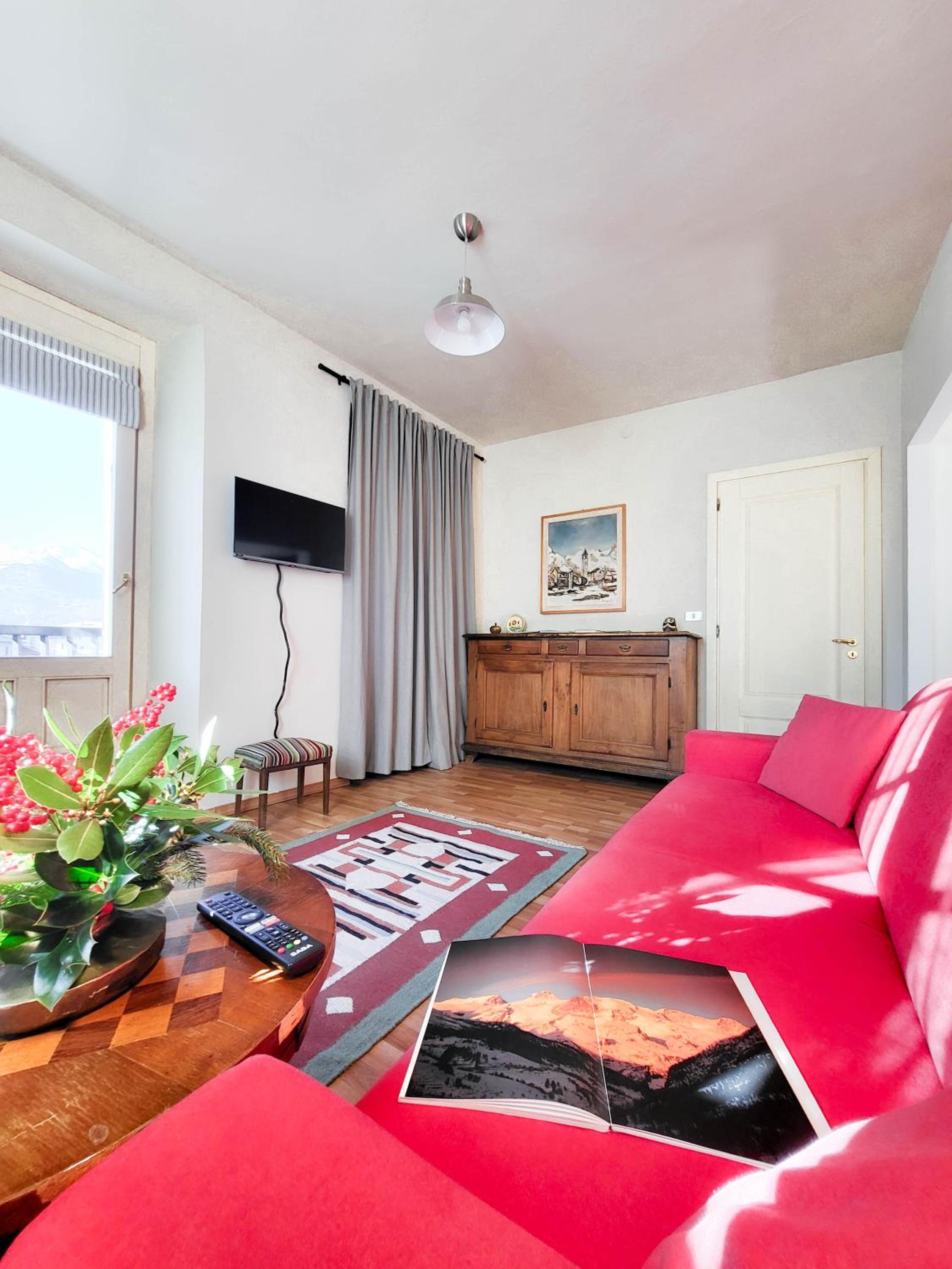 Cretallaz - Rustic house in strategic location with castle view, free parking and WiFi view 2