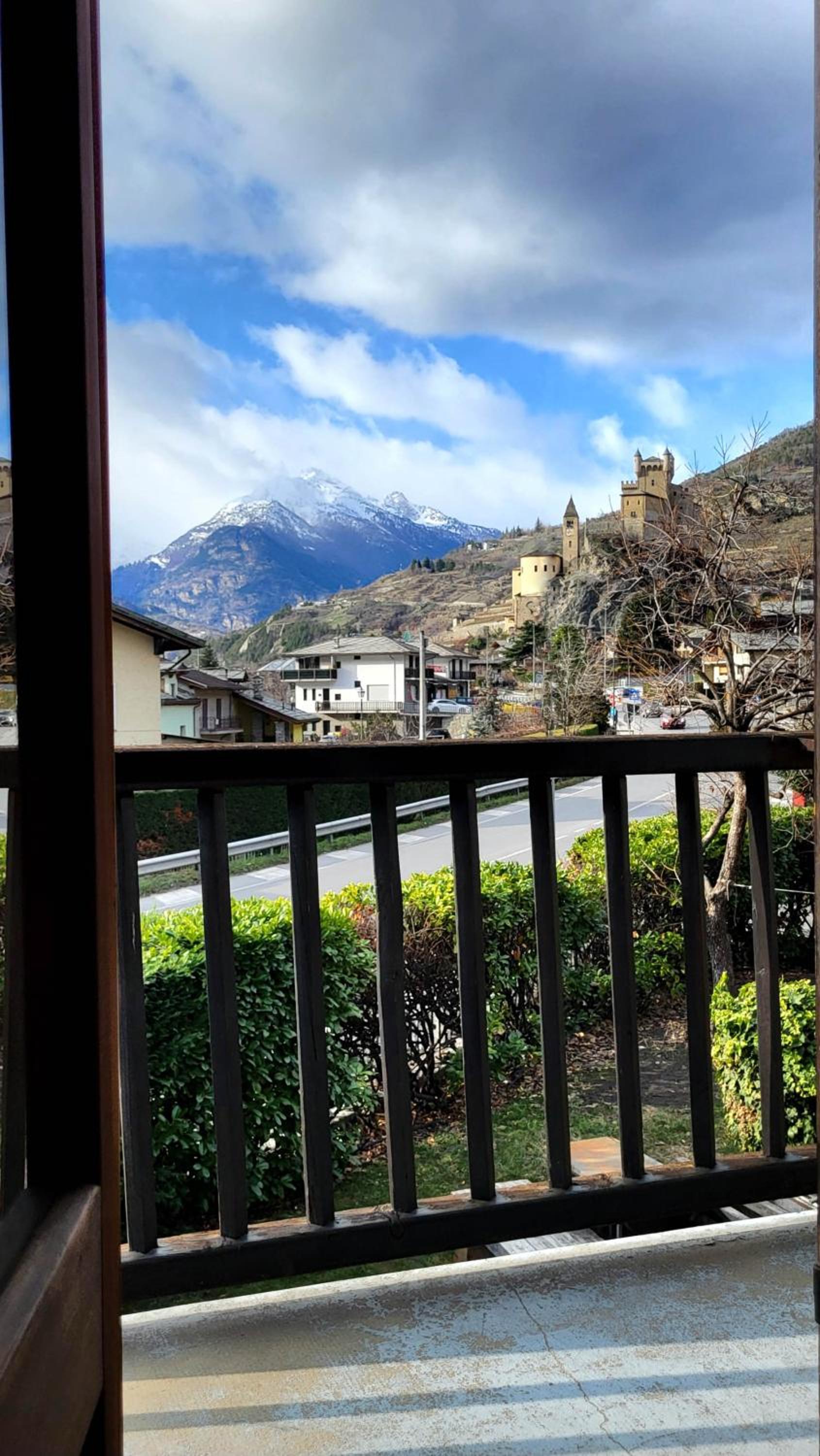 Cretallaz - Rustic house in strategic location with castle view, free parking and WiFi view 4