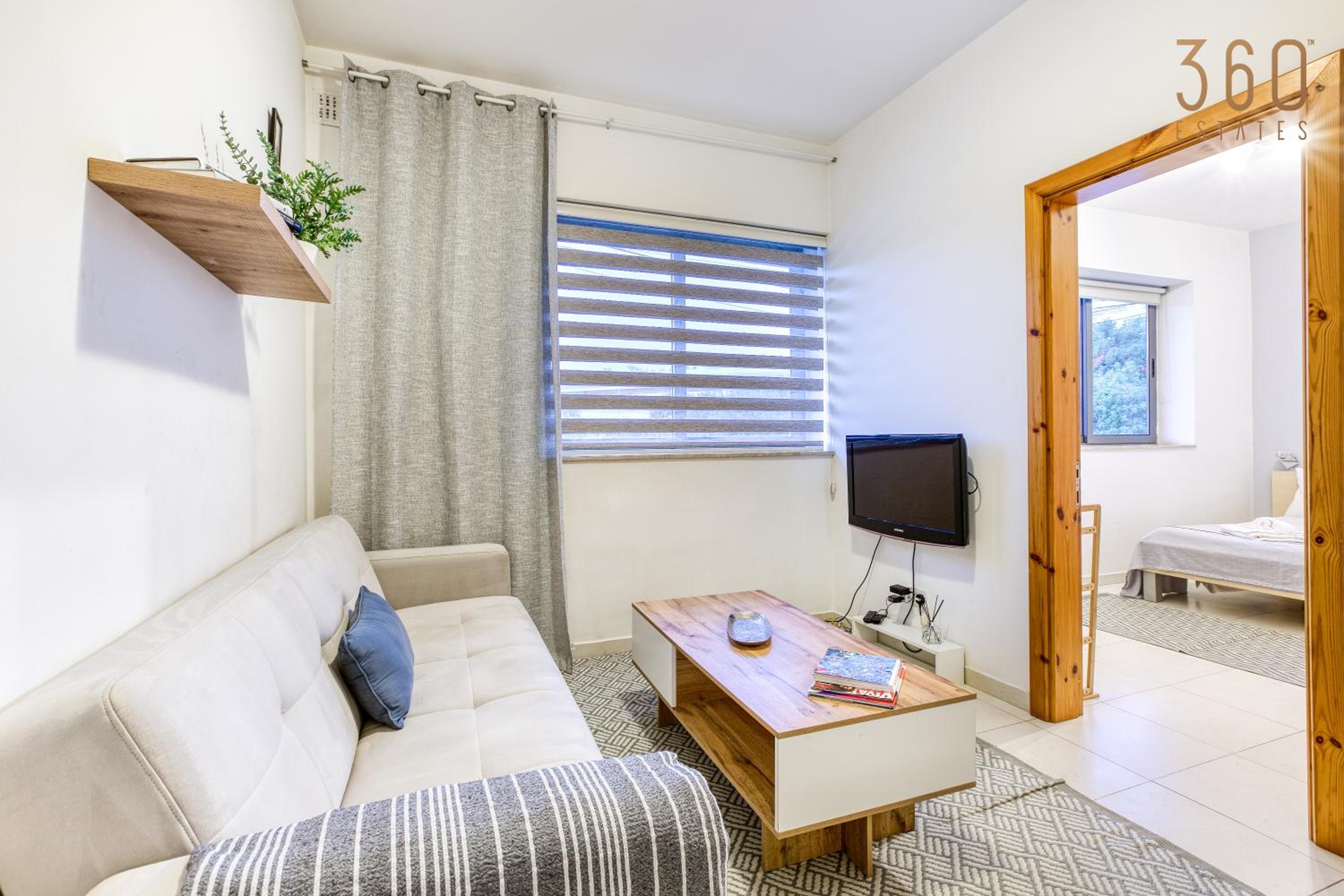 Cosy & Stylish 1BR home in The Heart of Gzira by 360 Estates view 4