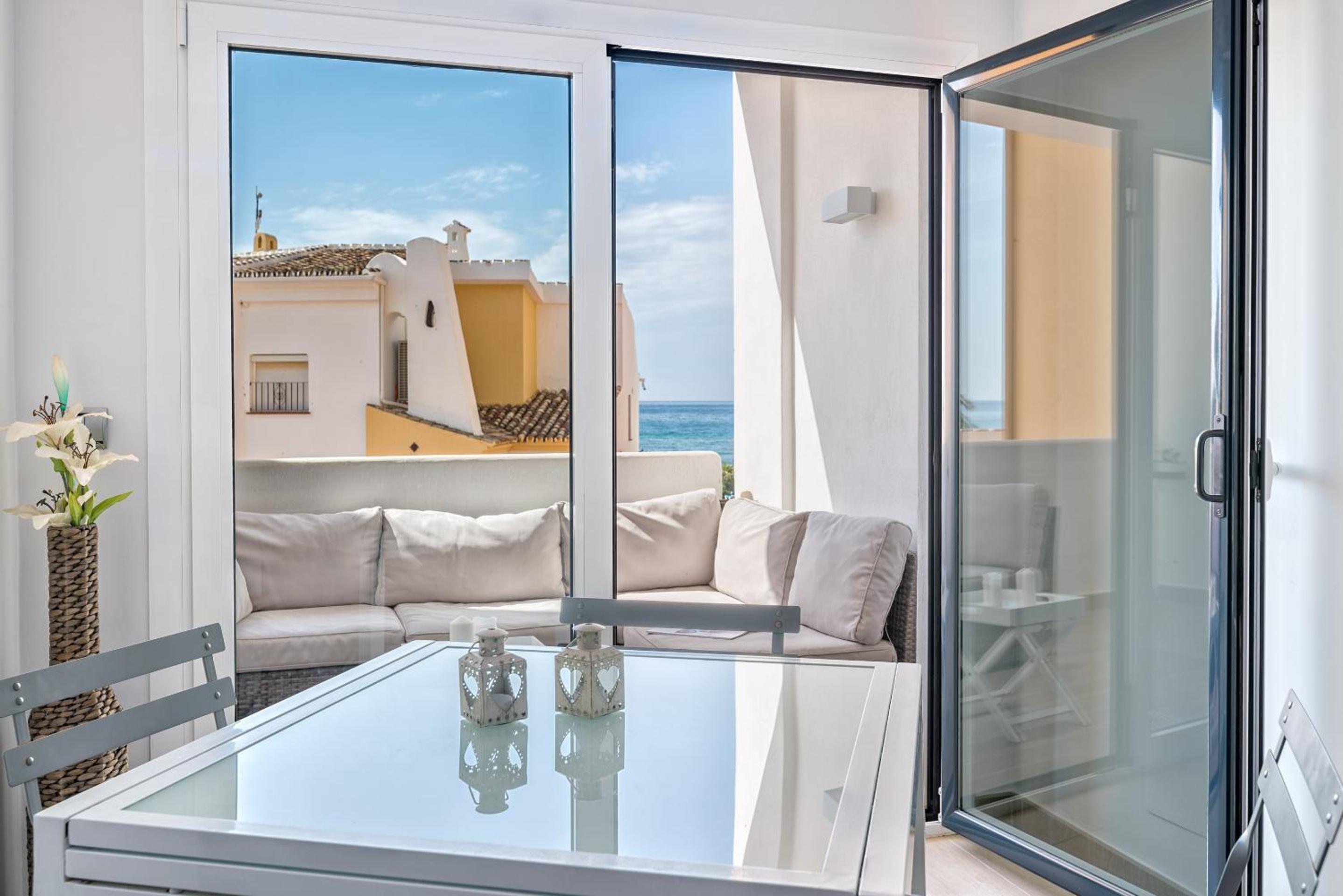 Amazing First Line Beach by Costarentals - M42 view 2