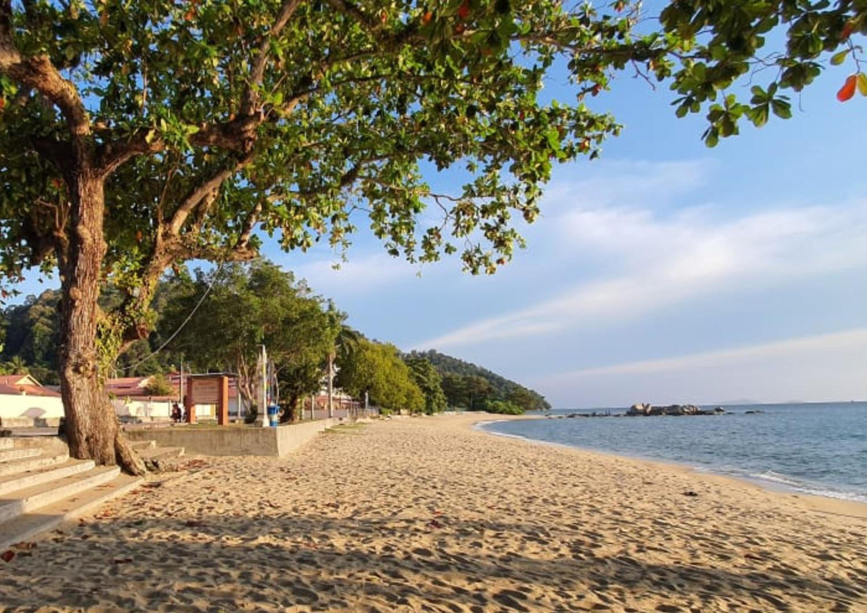 ShopLot Hostel Pangkor view 3