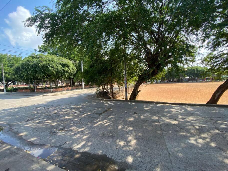 Comfortable apartment very close to the airport