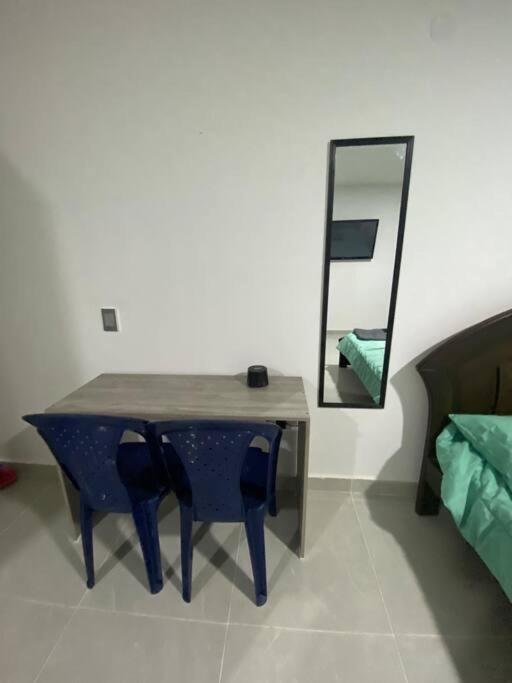 Comfortable apartment very close to the airport