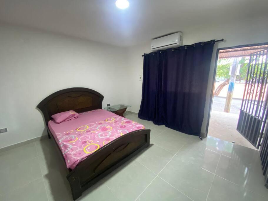 Comfortable apartment very close to the airport