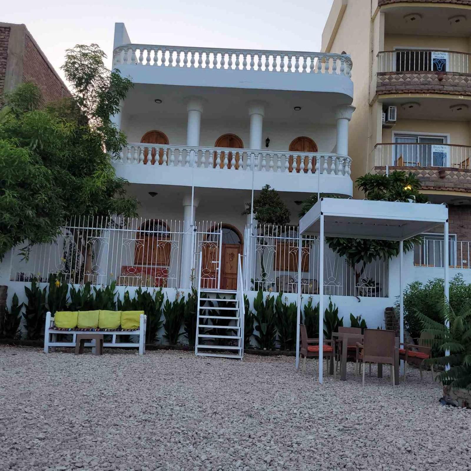 Kharvilla