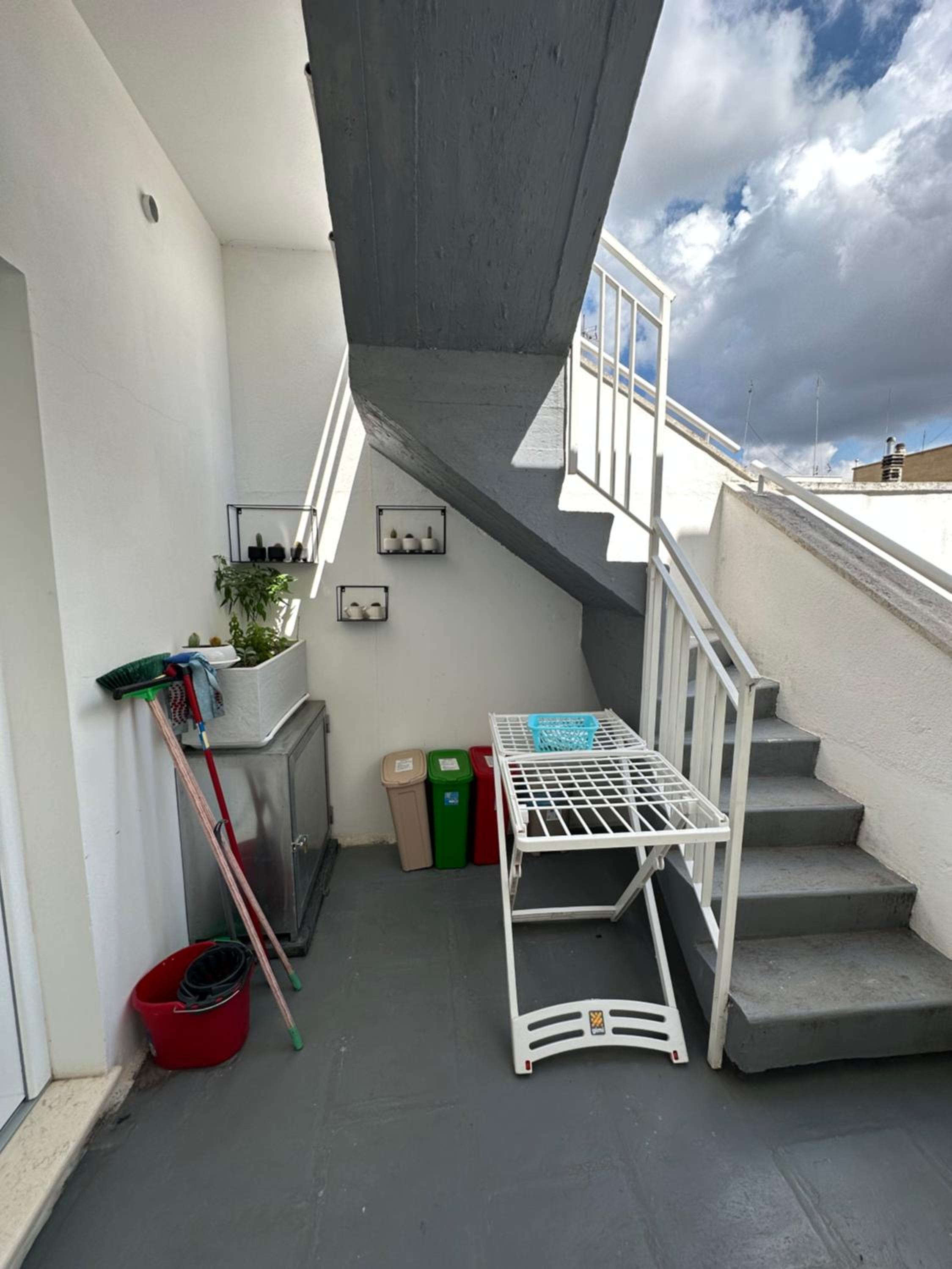 Tom & Ros House view 3
