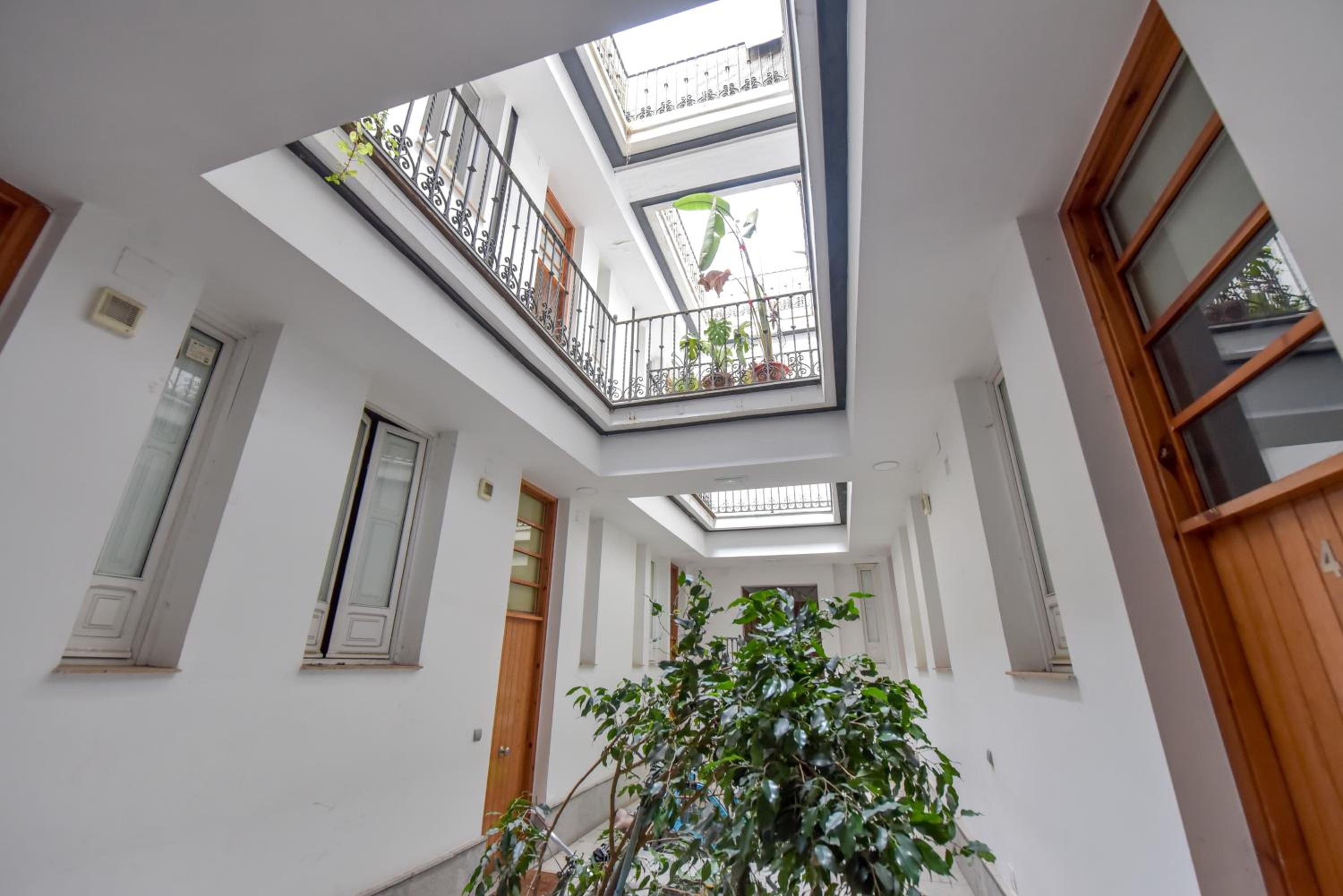 New! Bohemian center apartment