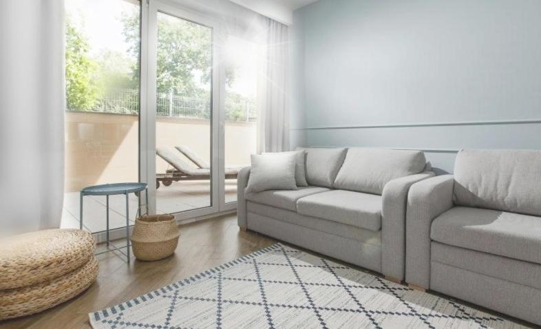 Rewal - 6 Person - Premium Baltic Apartment with Garden