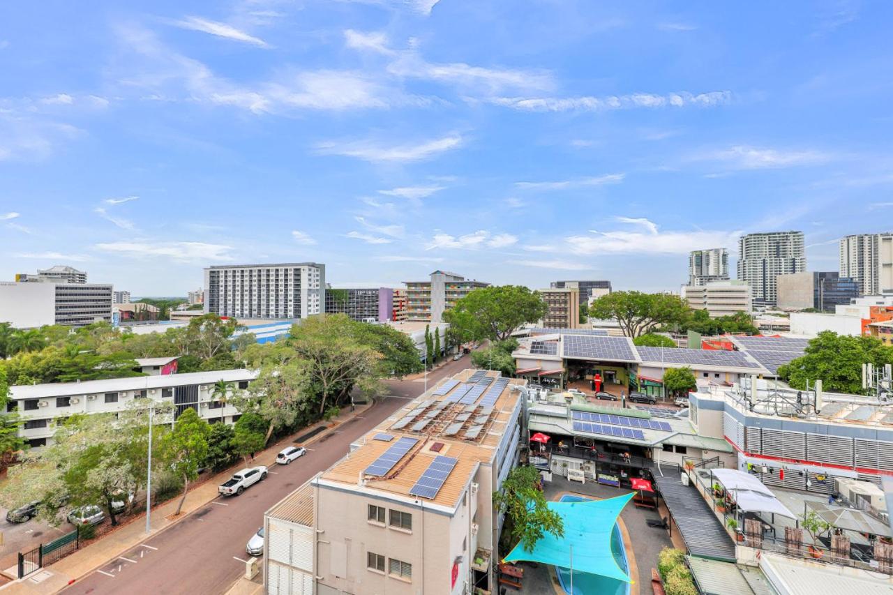 Resort Style Escape King Bed Pool Balcony