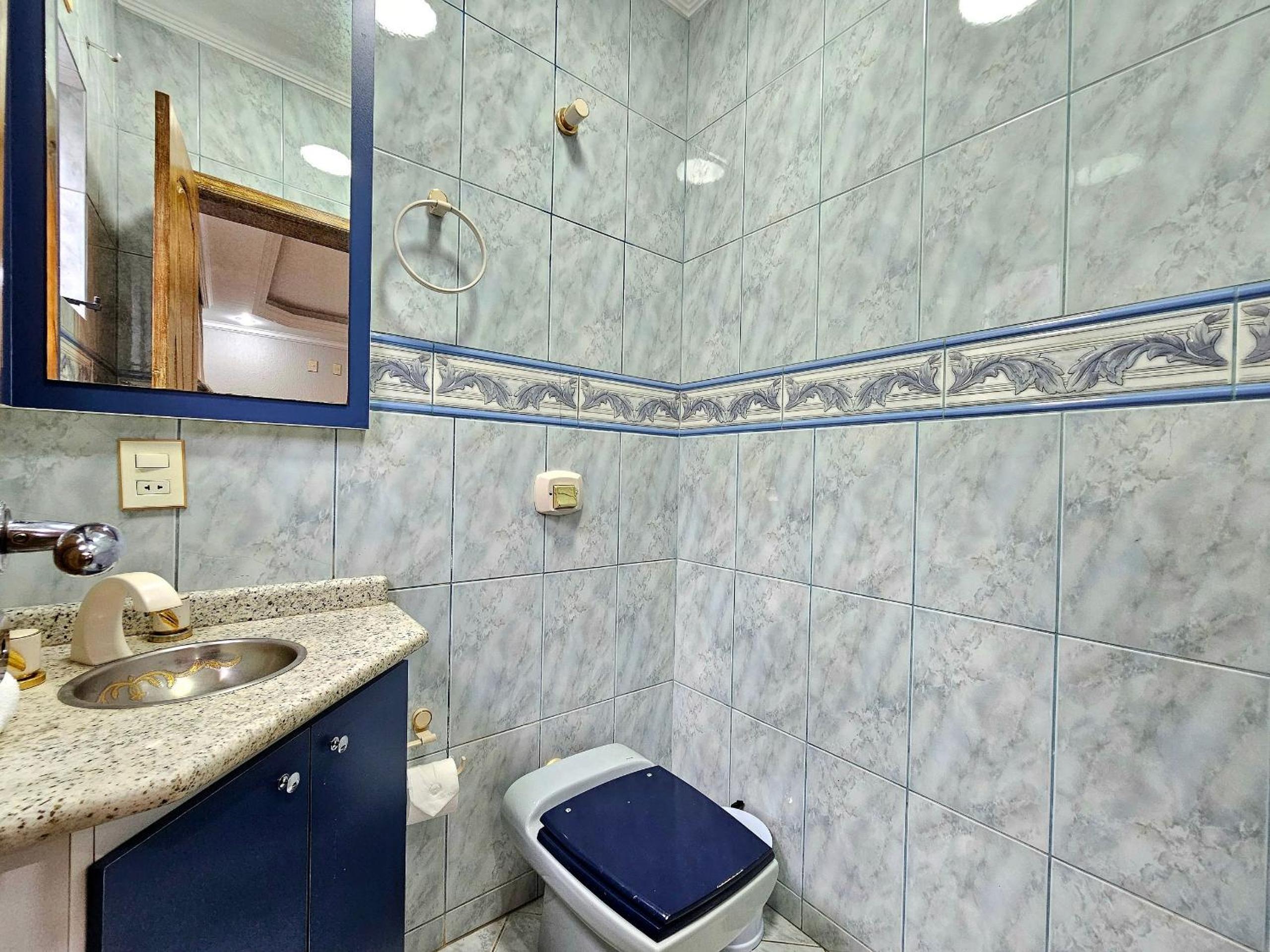Casa 6 quartos Padrão TOP area nobre prox atrativo