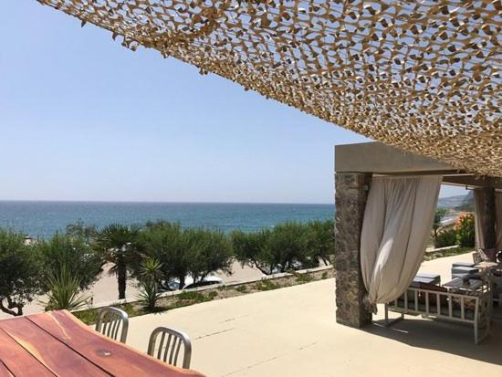 ANEMOMYLOS Lefkimmi LUXUS SUITES-BOUTIQUE HOTEL & POOL