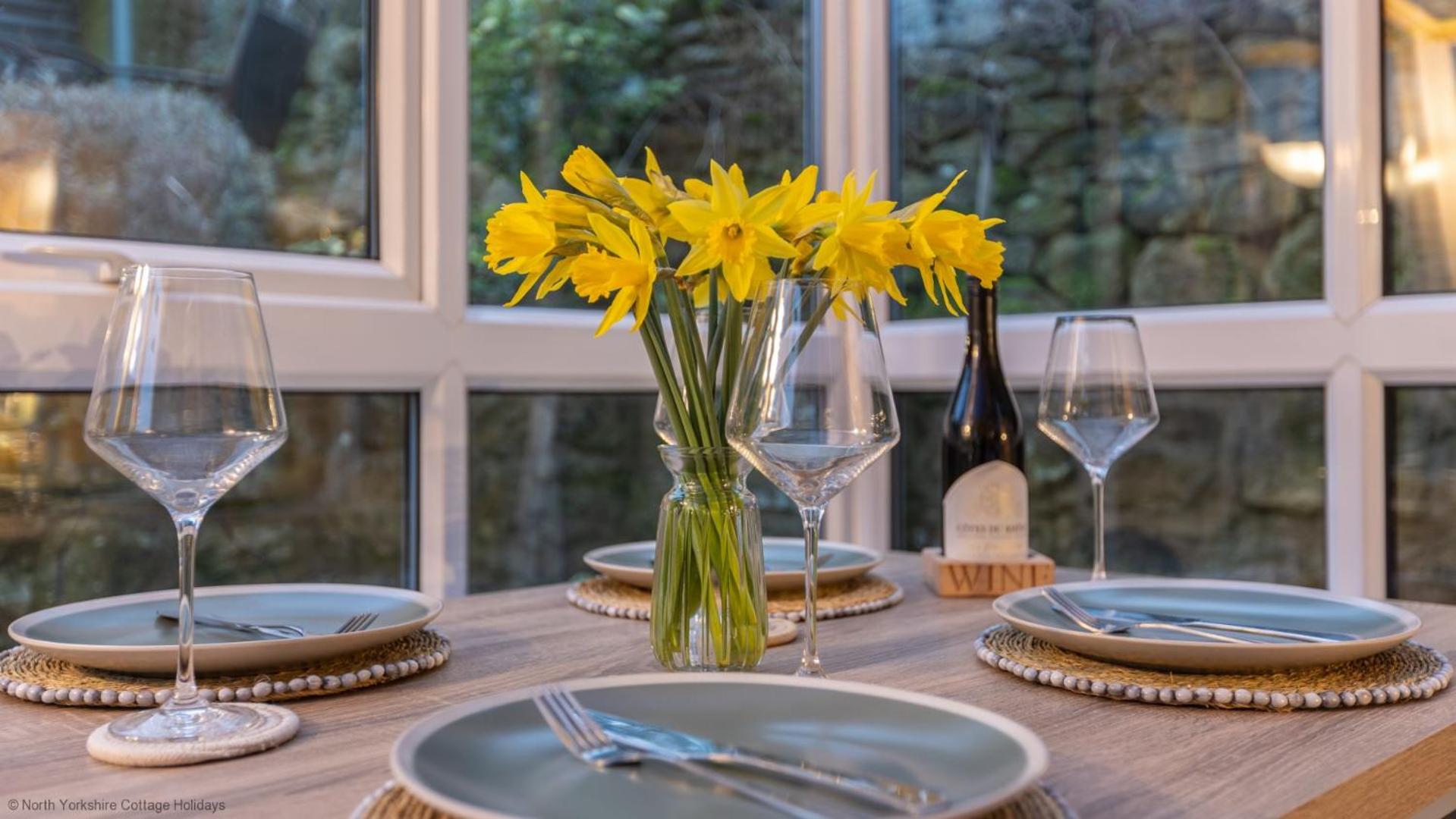 Picturesque Stone Cottage in the Heart of North Yorkshire Village - Hideaway Cottage