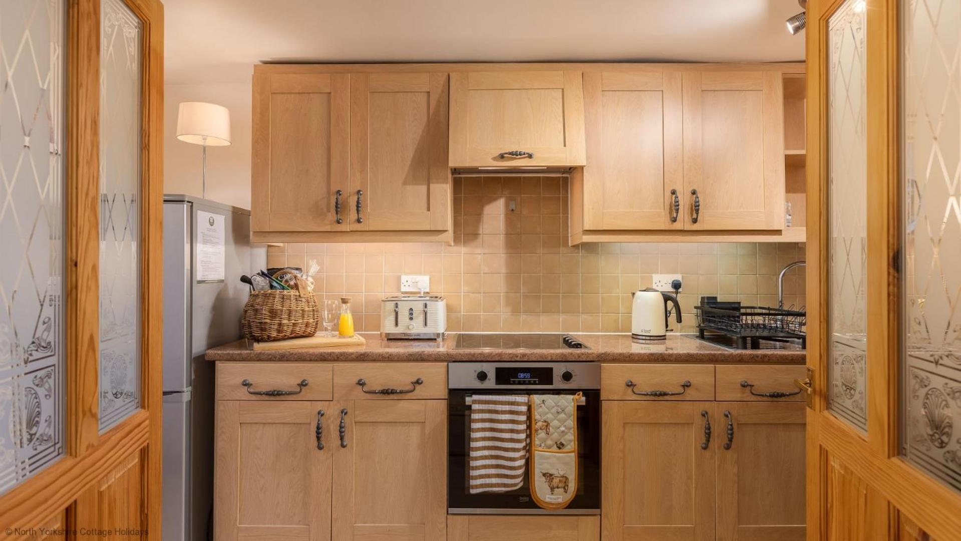 Picturesque Stone Cottage in the Heart of North Yorkshire Village - Hideaway Cottage