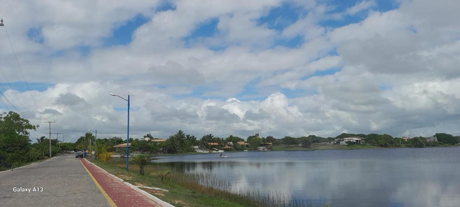 Litoral Norte Suítes & Camping