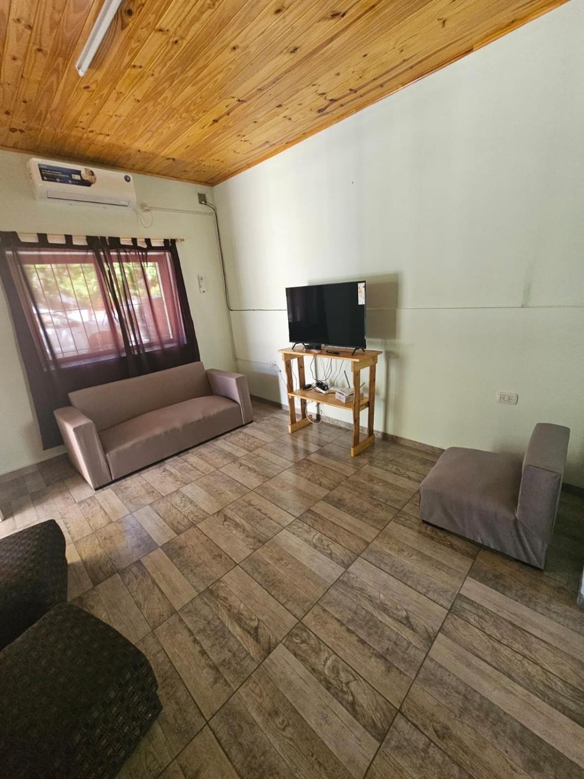 Casa La Familia