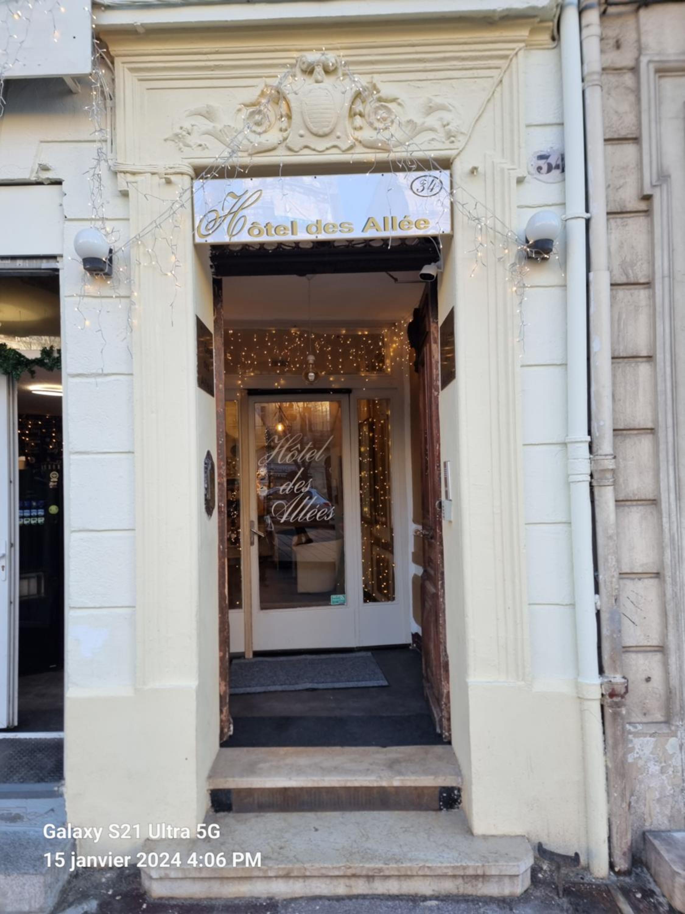 restaurant