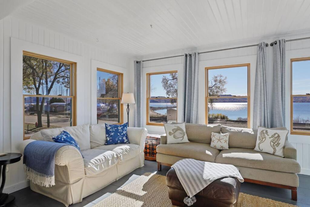 Villa Del Lago - Lakehouse in Pepin view 5