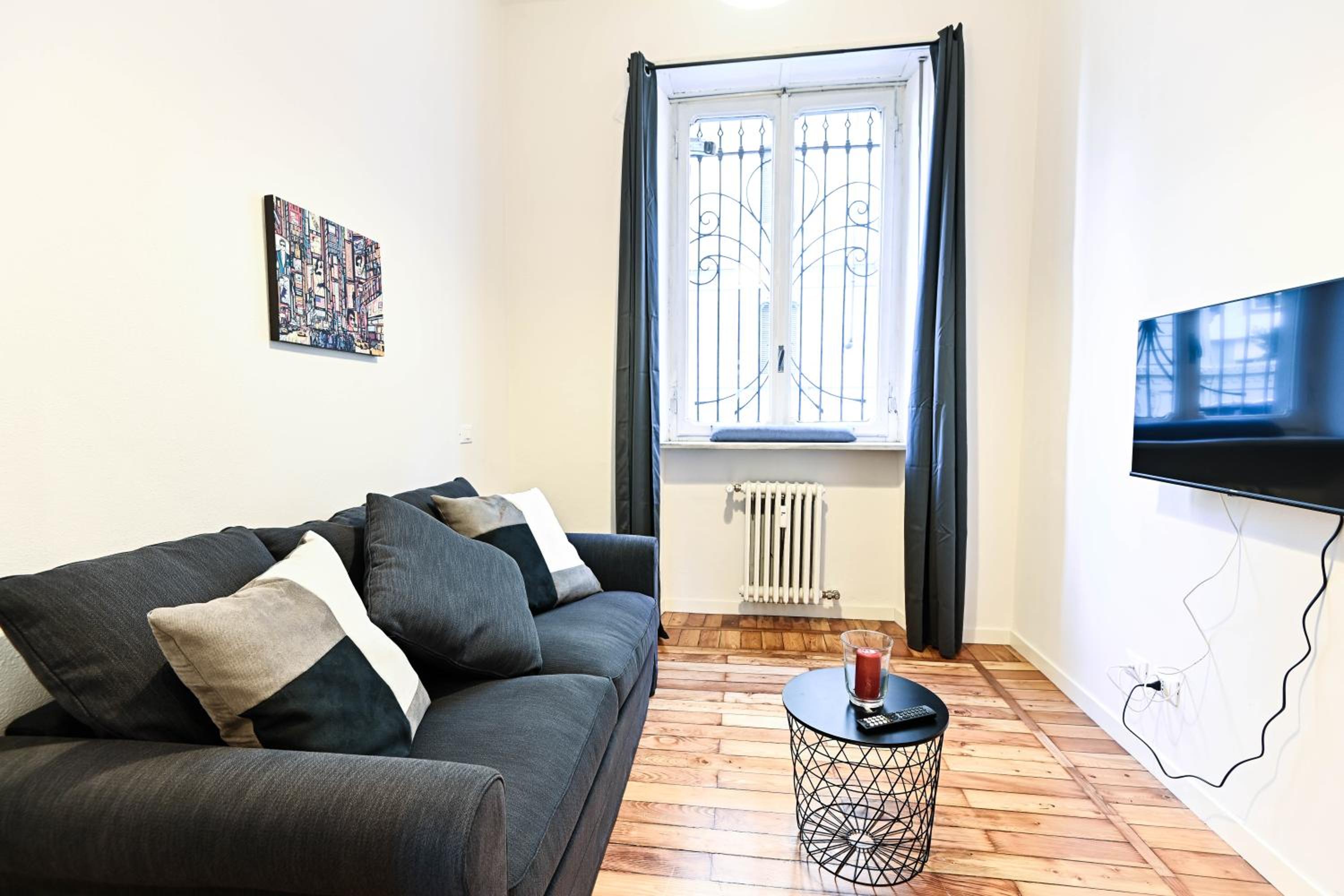 Top Living Apartments - Porta Susa view 4