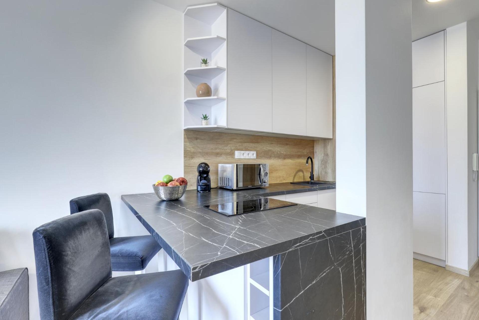 STAR cozy apartment in a modern neighborhood view 2