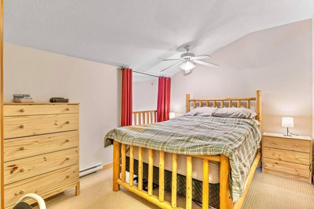 Canmore Mountain view loft apartment heated outdoor pool