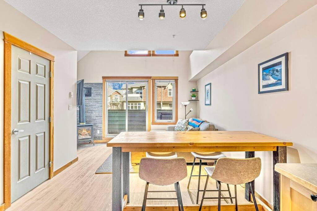 Canmore Mountain view loft apartment heated outdoor pool