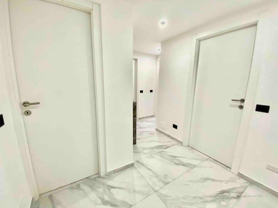 Trilocale moderno in zona Triante con Wi-Fi