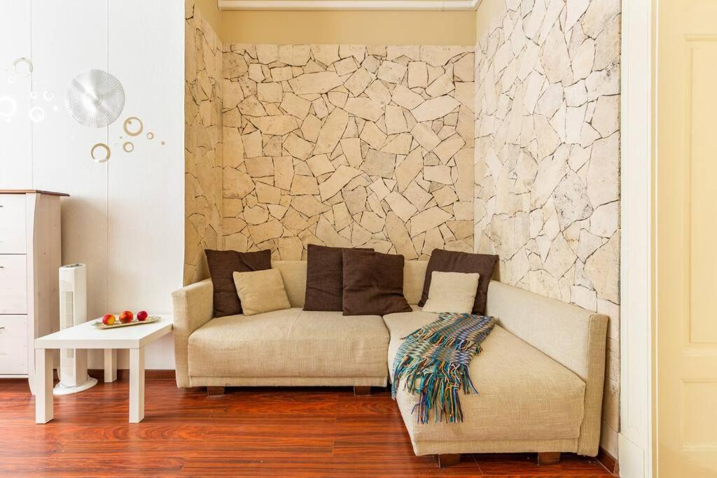 Annicku's Stylish Budapest Apartment view 4