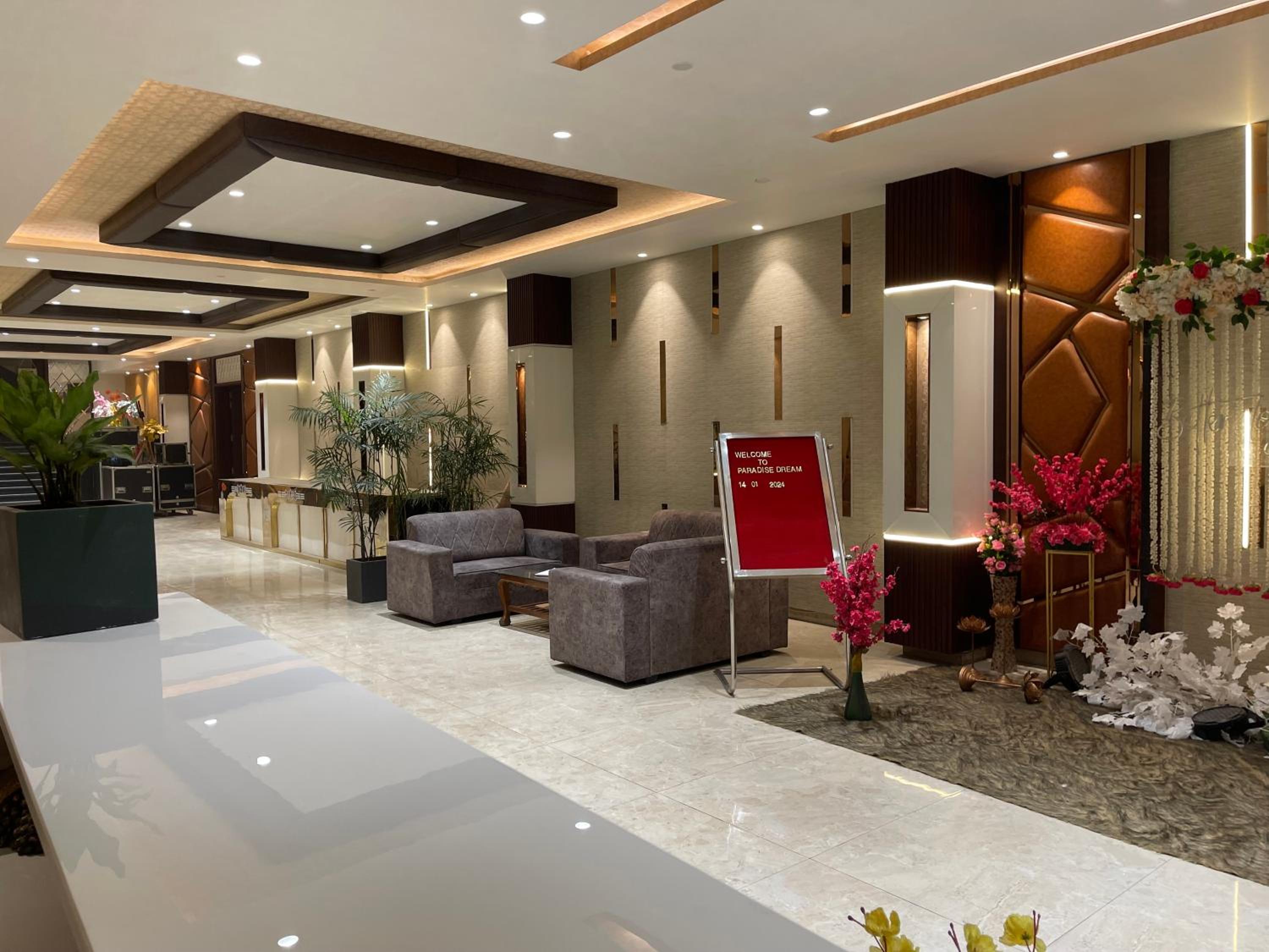 Hotel Paradise Dream