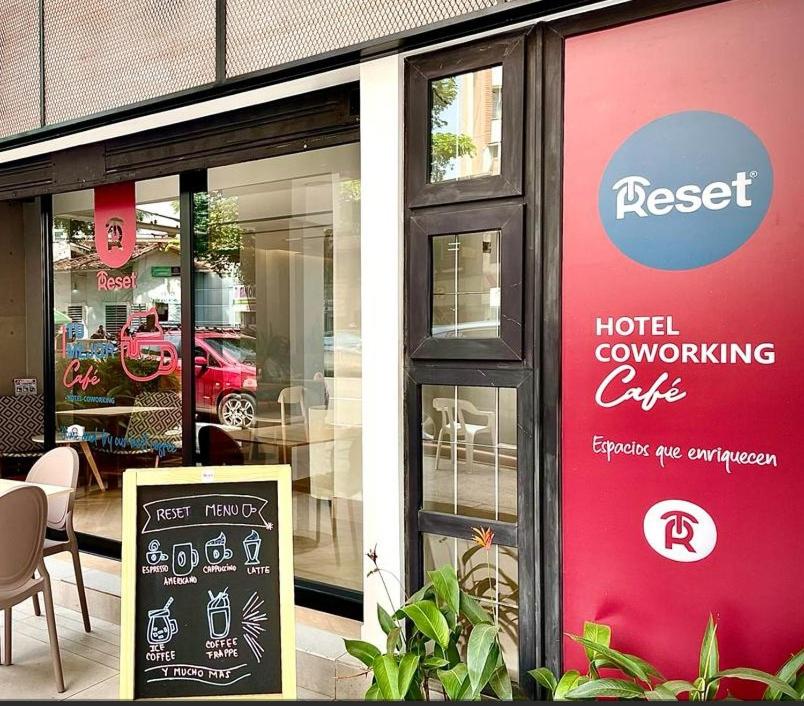 Reset Hotel Coworking 3 Bedroom Suite with Rooftop Access