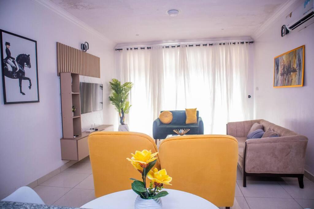 Spacious 3bedroom apartment. view 2
