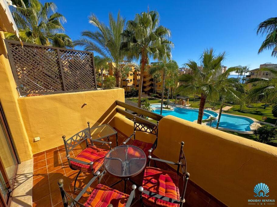 Relaxing beach side apartment in Costalita