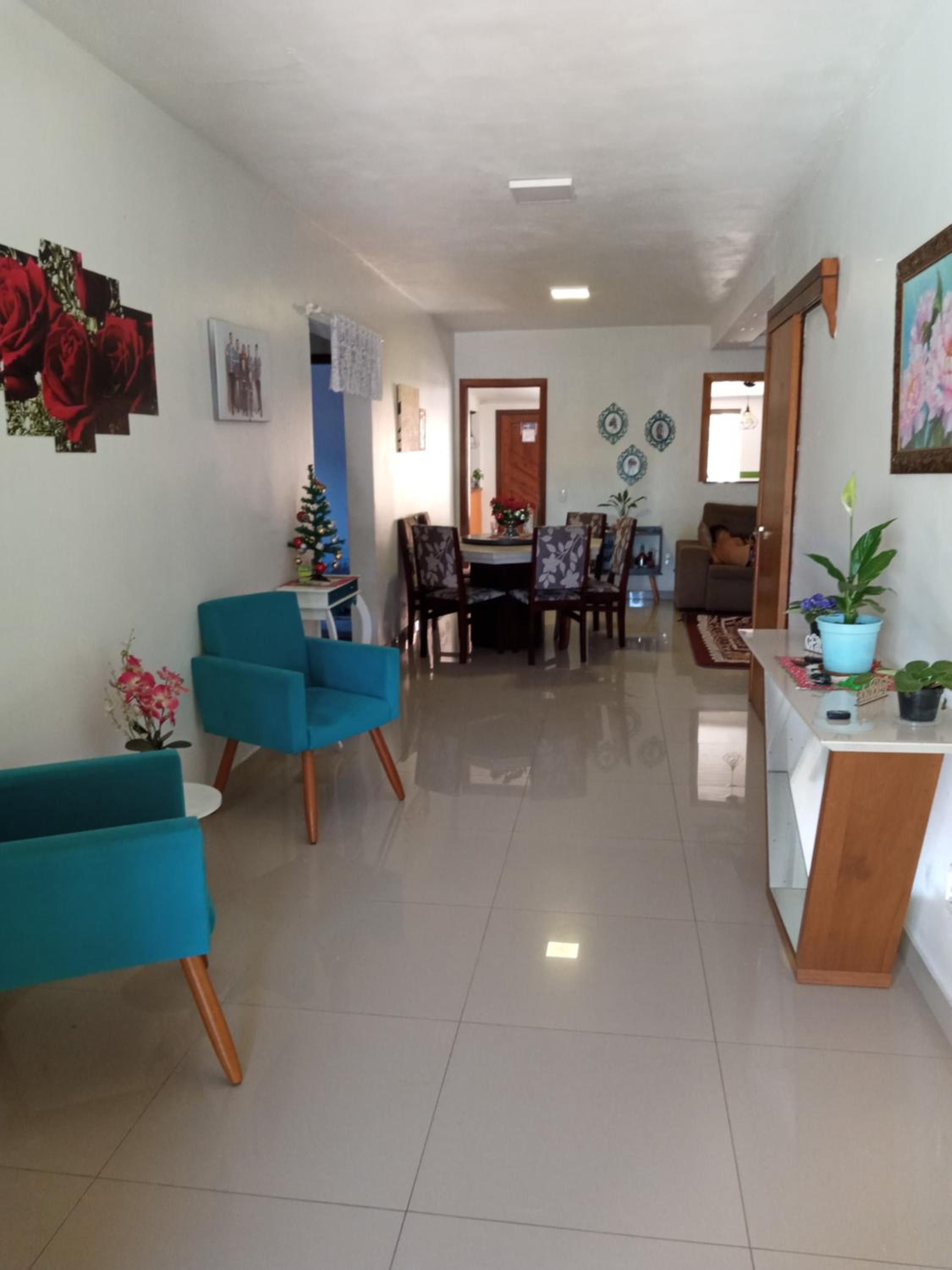 Casa com piscina no imbé